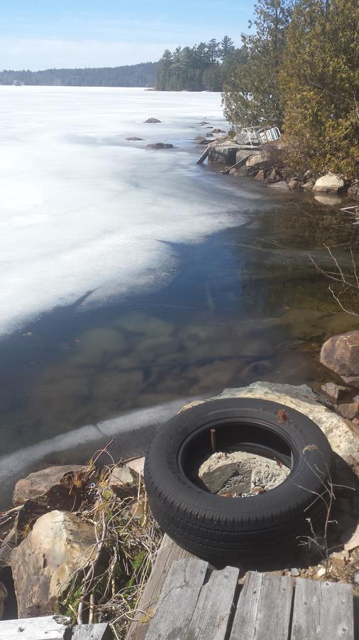 Dunlop Lake Lodge Elliot Lake Bagian luar foto
