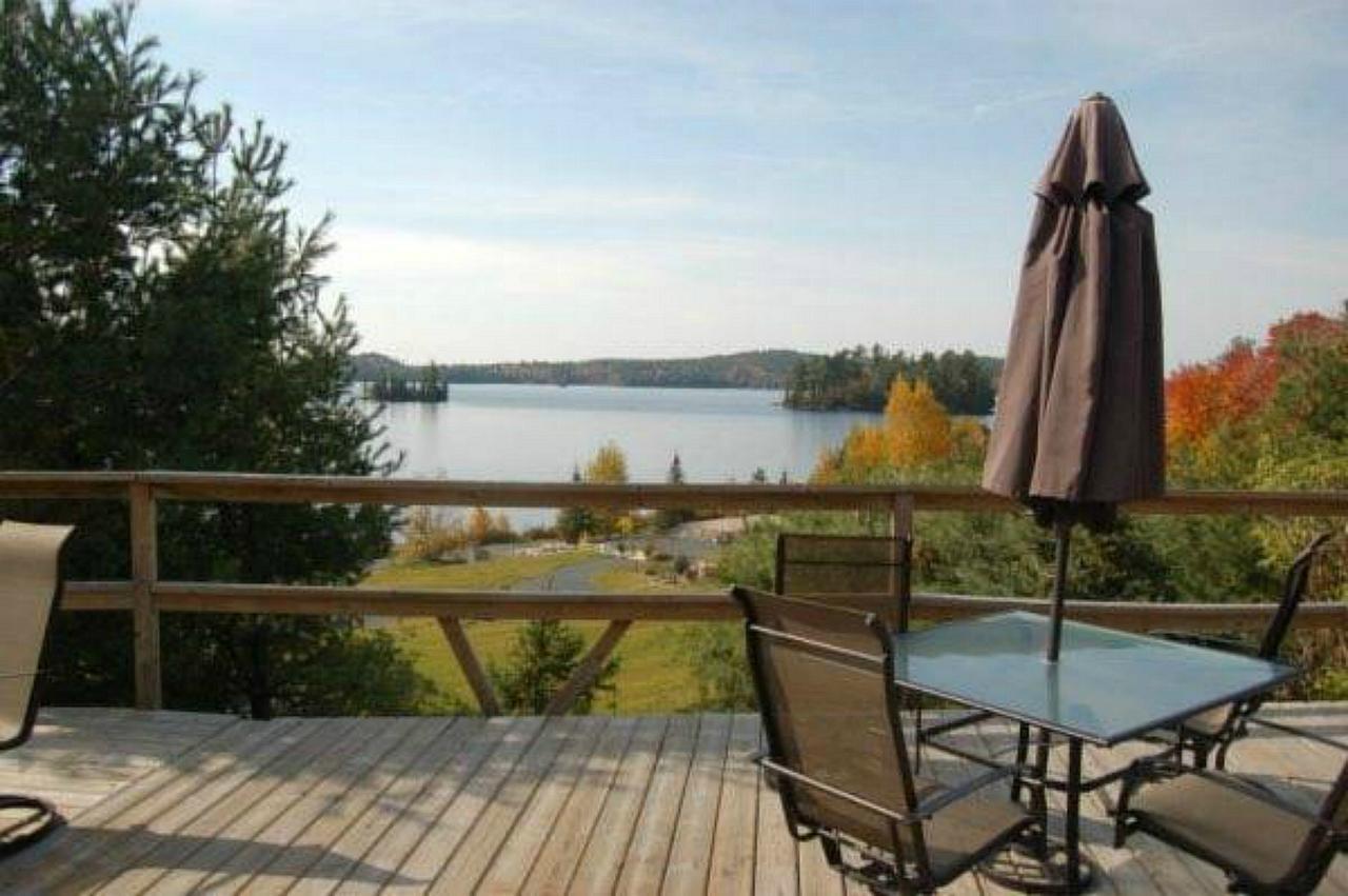Dunlop Lake Lodge Elliot Lake Bagian luar foto